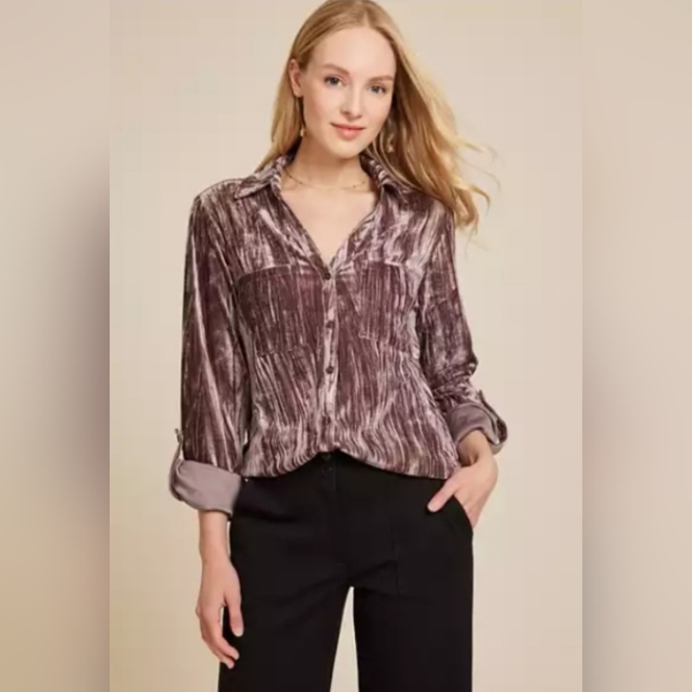 NWT Maurices Winona Blush Crushed Velvet Button Down Shirt